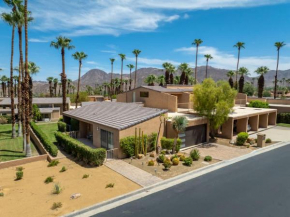 Desert Flower- Country Club Condo Pool & Spa
